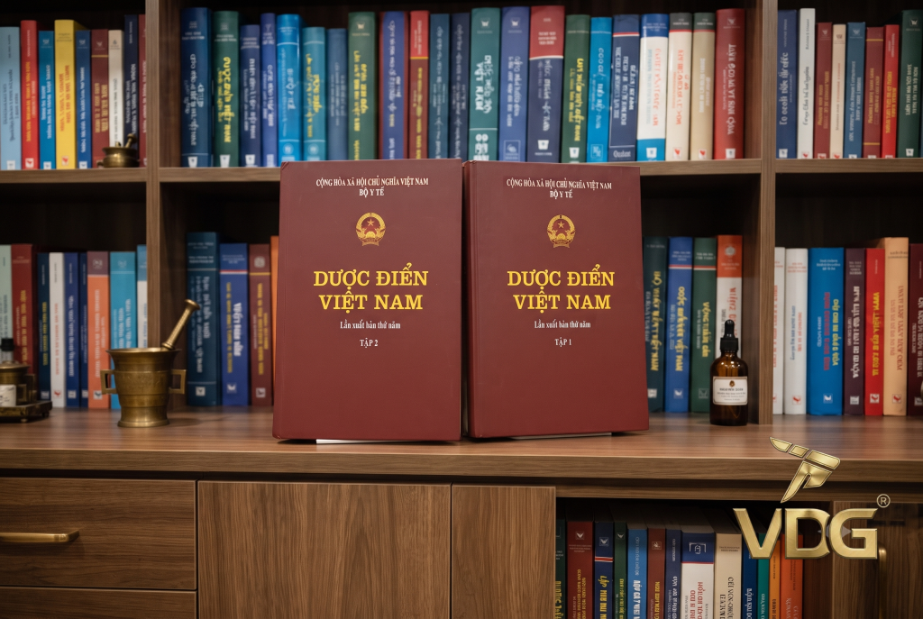Bìa sách Dược điển Việt Nam 5 (VDG Group) - Tiêu chuẩn quốc gia về thuốc